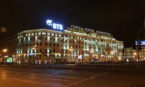 هتل سیتی اوکتیابراسکایا سنت پترزبورگ